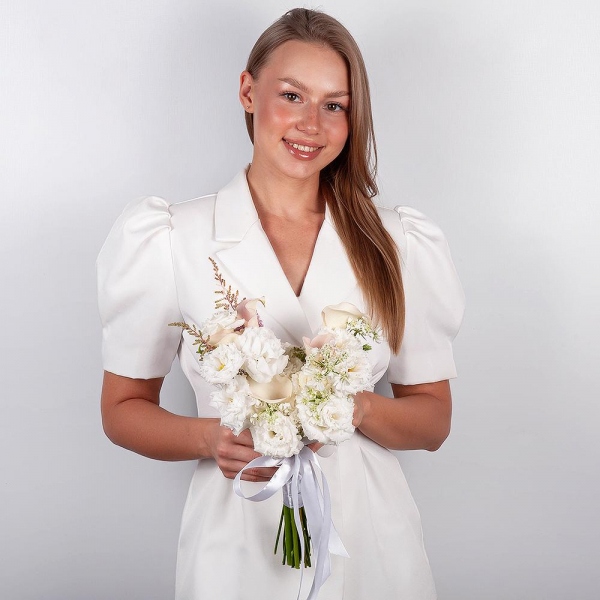 Каллы - 5, Лизиантус - 11, Астильба, Озотамнус, Лента